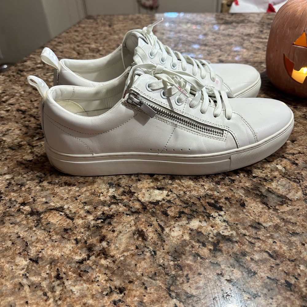 Hugo men’s sneakers size 42 (8.5)